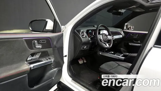 Mercedes-Benz GLB-Class 2021 — фото 11