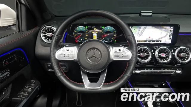Mercedes-Benz GLB-Class 2021 — фото 13