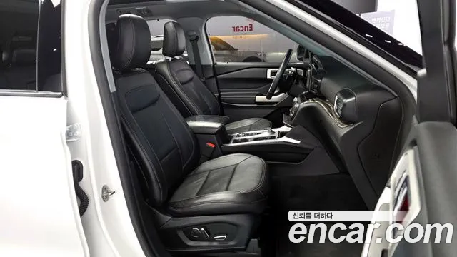 Ford Explorer 2020 — фото 11