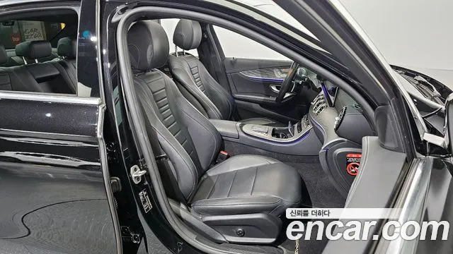 Mercedes-Benz E-Class 2021 — фото 12