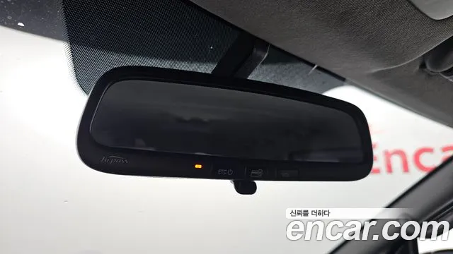 Hyundai Starex 2017 — фото 16