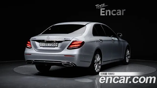 Mercedes-Benz E-Class 2020 — фото 2
