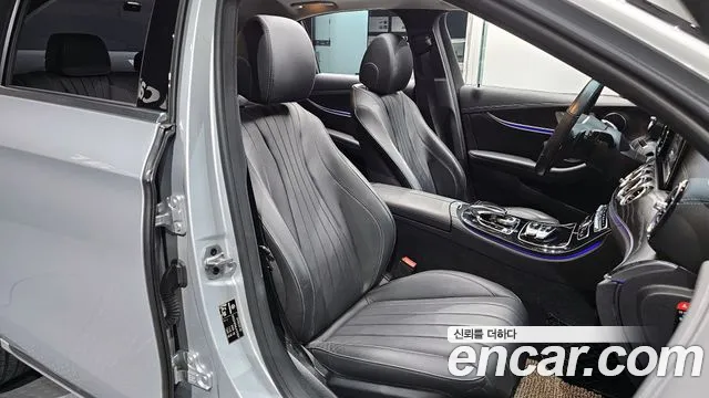 Mercedes-Benz E-Class 2020 — фото 10