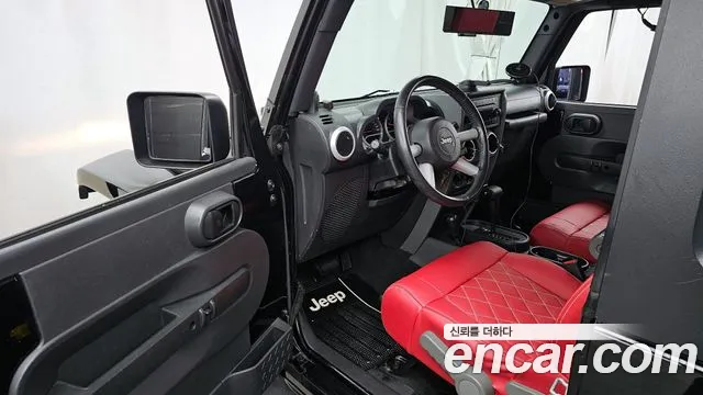 Jeep Wrangler 2009 — фото 10