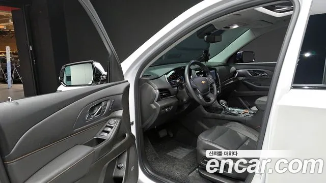 ChevroletGMDaewoo Traverse 2021 — фото 10