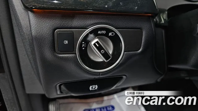 Mercedes-Benz CLS-Class 2016 — фото 14