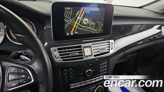 Mercedes-Benz CLS-Class 2016 — фото 17