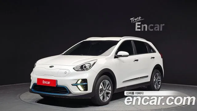Kia Niro 2021 — фото 1