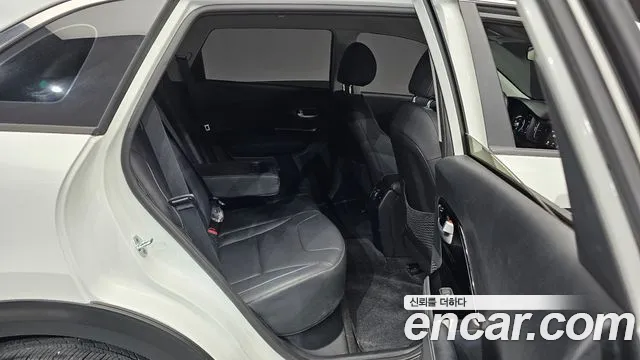 Kia Niro 2021 — фото 13