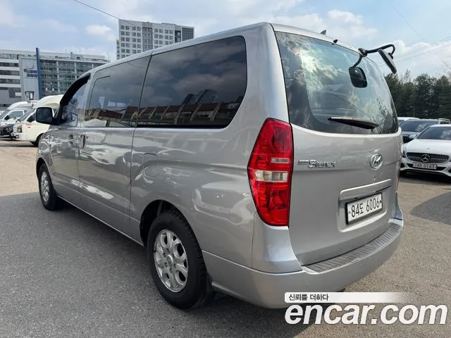 Hyundai Starex 2015 — фото 4