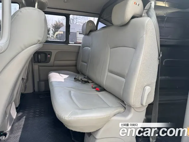 Hyundai Starex 2015 — фото 19