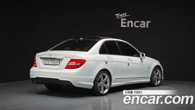 Mercedes-Benz C-Class 2014 — фото 2