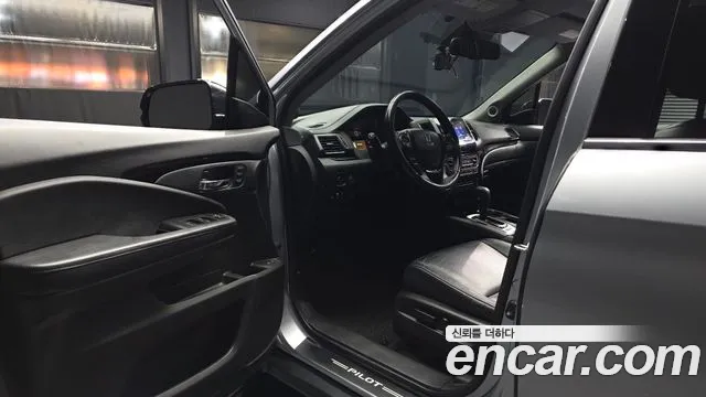 Honda Pilot 2017 — фото 10