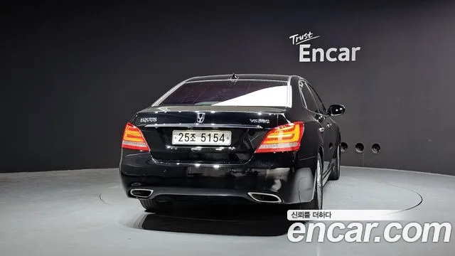 Hyundai Equus 2014 — фото 4