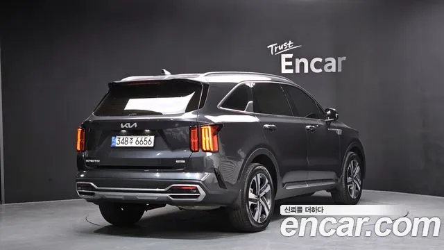 Kia Sorento 2023 — фото 1