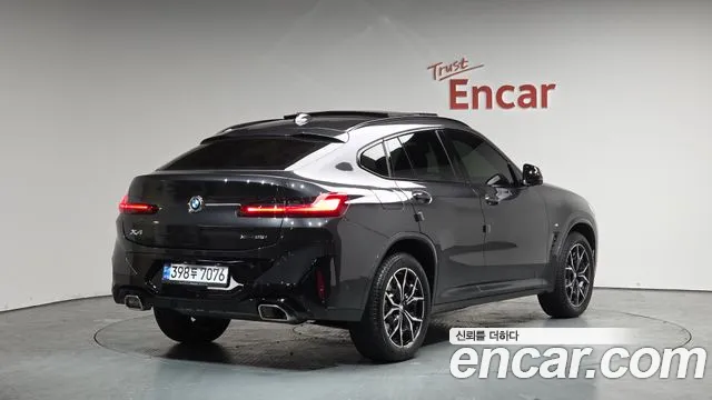 BMW X4 2024 — фото 1