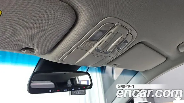 Hyundai Santafe 2019 — фото 18