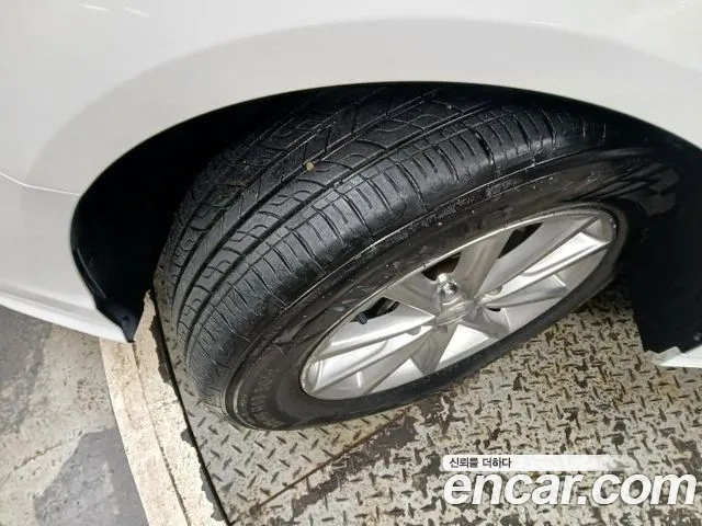 Hyundai Sonata 2018 — фото 19