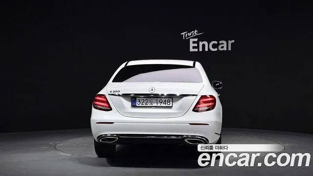 Mercedes-Benz E-Class 2019 — фото 4
