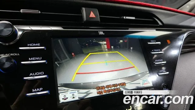 Toyota Camry 2019 — фото 15