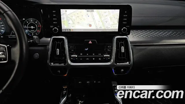 Kia Sorento 2021 — фото 14