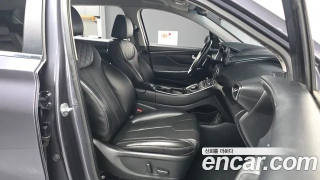 Hyundai Santafe 2021 — фото 11