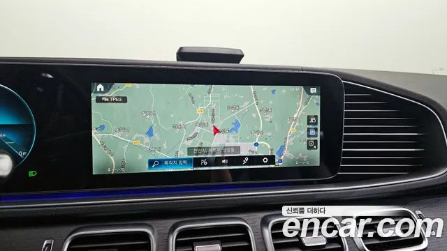 Mercedes-Benz GLS-Class 2022 — фото 15
