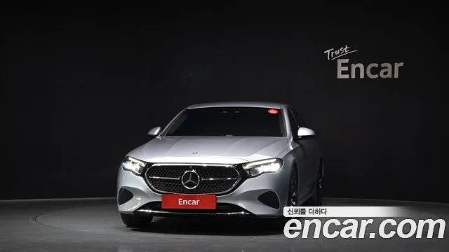 Mercedes-Benz E-Class 2025 — фото 3