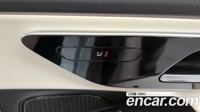 Mercedes-Benz E-Class 2025 — фото 19