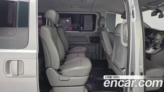 Hyundai Starex 2014 — фото 12