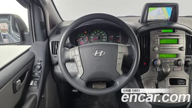Hyundai Starex 2014 — фото 13