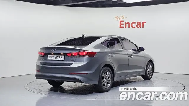 Hyundai AVANTE 2016 — фото 2