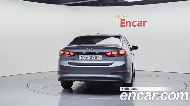 Hyundai AVANTE 2016 — фото 4
