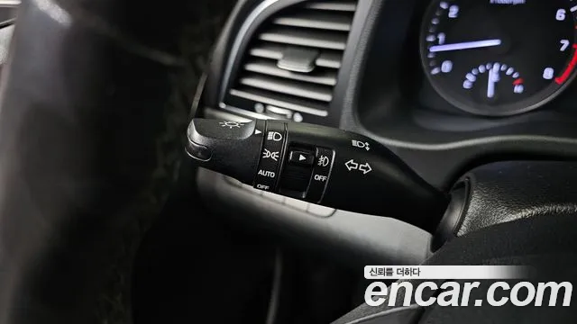 Hyundai AVANTE 2016 — фото 15