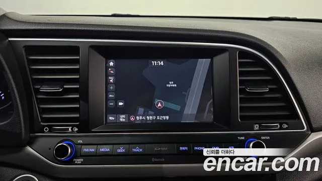 Hyundai AVANTE 2016 — фото 17