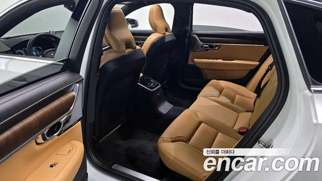 Volvo S90 2021 — фото 11