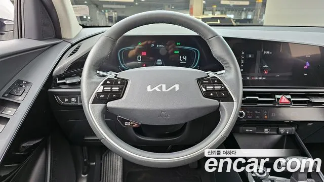 Kia Niro 2022 — фото 13