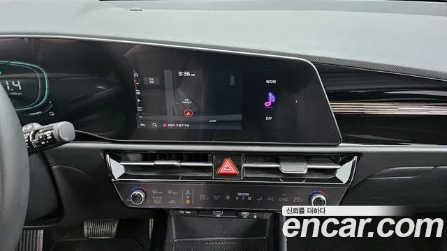 Kia Niro 2022 — фото 14