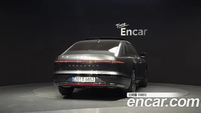 Hyundai Grandeur 2023 — фото 4