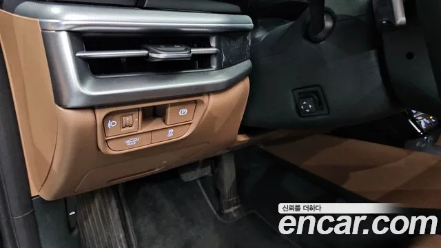 Hyundai Grandeur 2023 — фото 18