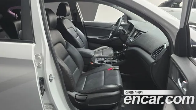 Hyundai Tucson 2017 — фото 10