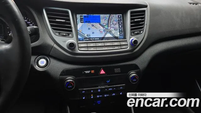 Hyundai Tucson 2017 — фото 16