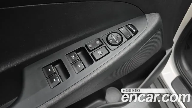 Hyundai Tucson 2017 — фото 18