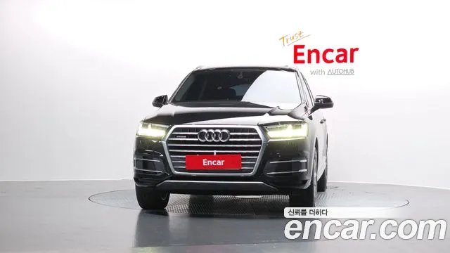 Audi Q7 2019 — фото 3