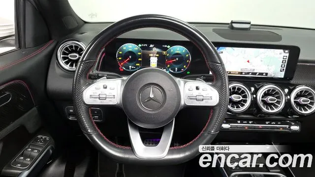 Mercedes-Benz GLB-Class 2021 — фото 13