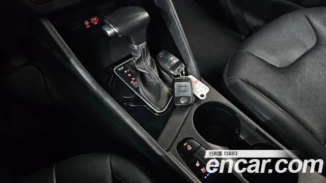 Kia Niro 2018 — фото 9