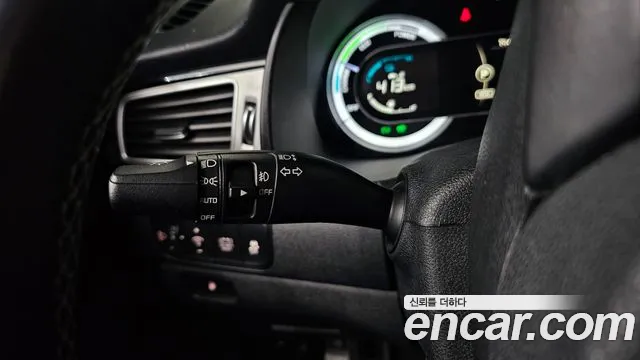 Kia Niro 2018 — фото 14
