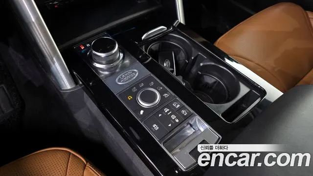 Land Rover Discovery 2018 — фото 9