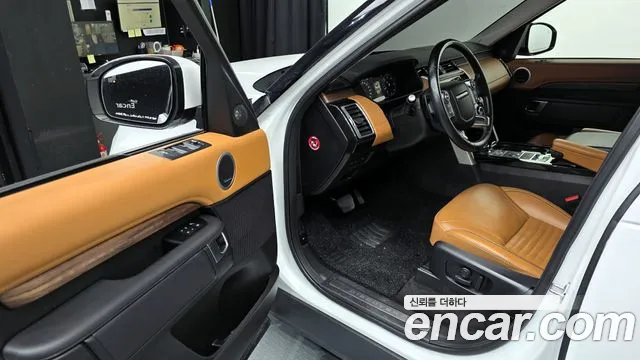 Land Rover Discovery 2018 — фото 10