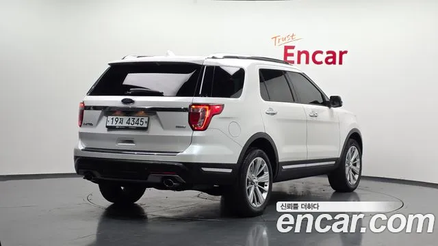 Ford Explorer 2019 — фото 2